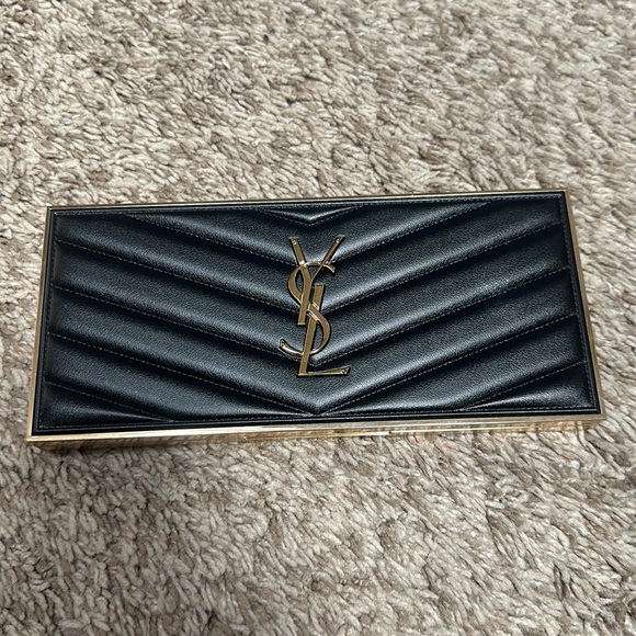 BRAND NEW YSL COUTURE COLOUR CLUTCH 🌈 - Picture 2 of 9